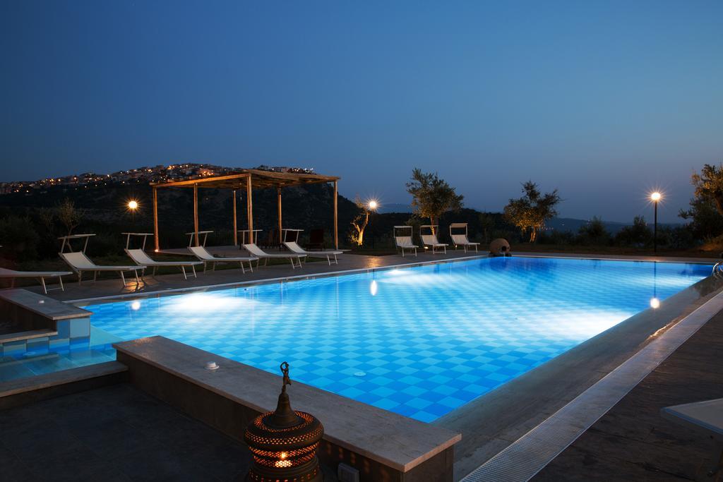 L' Aia Resort Trentinara Extérieur photo