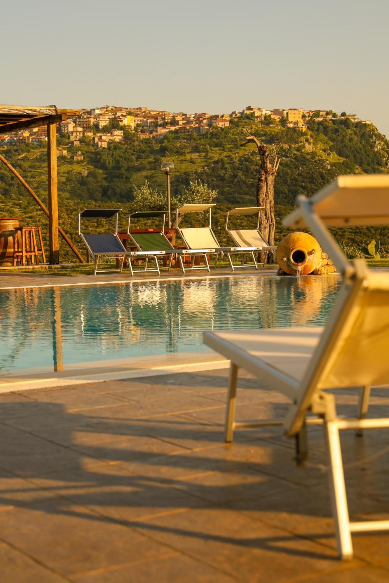 L' Aia Resort Trentinara Extérieur photo