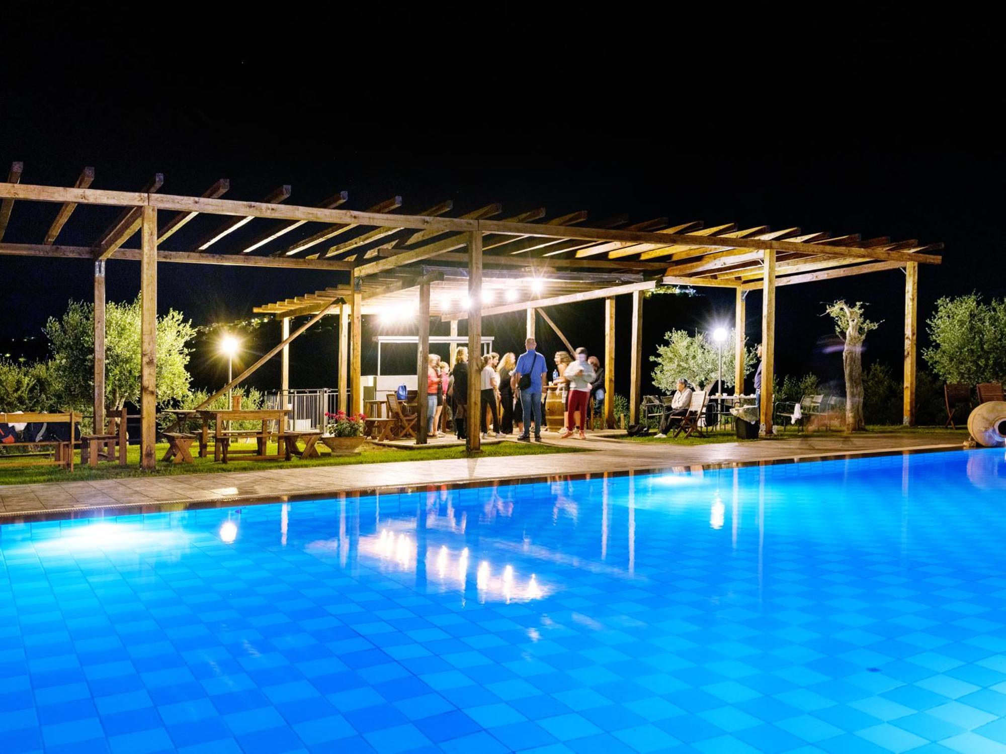 L' Aia Resort Trentinara Extérieur photo