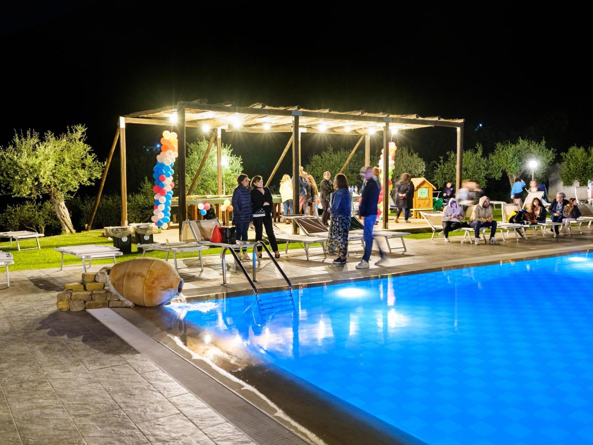 L' Aia Resort Trentinara Extérieur photo